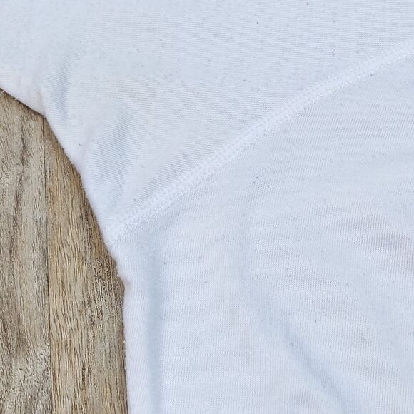 🐞Mountain Hardware White Vneck Hi-Low Short Sleeve Top Medium - Picture 10 of 11